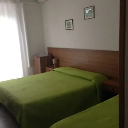 Tek Büyük veya İki Ayrı Yataklı Oda, Balkon