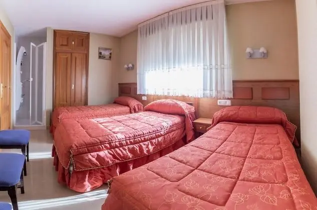 Üç Kişilik Oda, Ortak Banyo