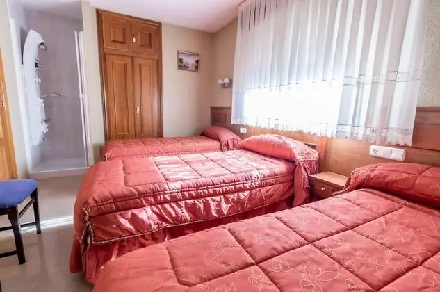 Üç Kişilik Oda, Ortak Banyo