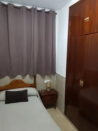 Tek Kişilik Oda, Ortak Banyo