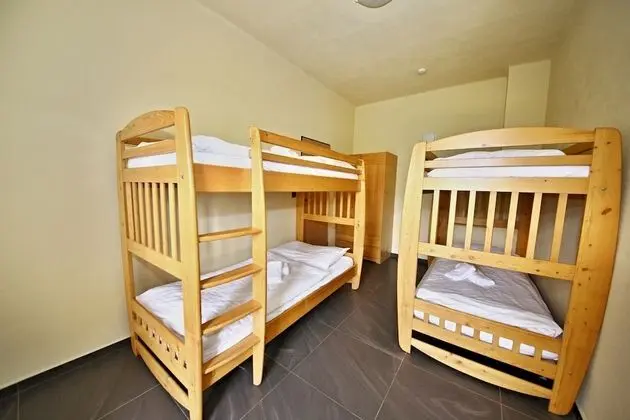 Basic Dört Kişilik Oda, Tepe Manzaralı