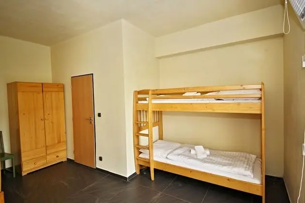 Basic Dört Kişilik Oda, Tepe Manzaralı
