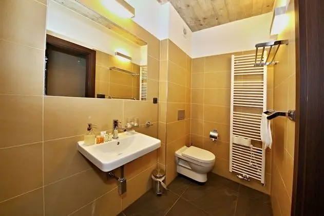 Comfort Tek Büyük veya İki Ayrı Yataklı Oda, Tepe Manzaralı