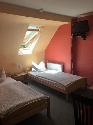 Comfort Tek Büyük Yataklı Oda