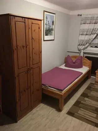 Tek Kişilik Oda, Ortak Banyo