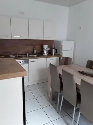 Tek Büyük Yataklı Oda, Ortak Banyo