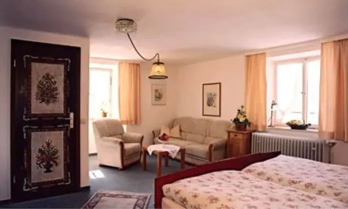 Tek Büyük Yataklı Oda, Balkon