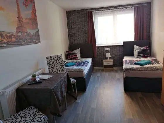 Tek Büyük Yataklı Oda