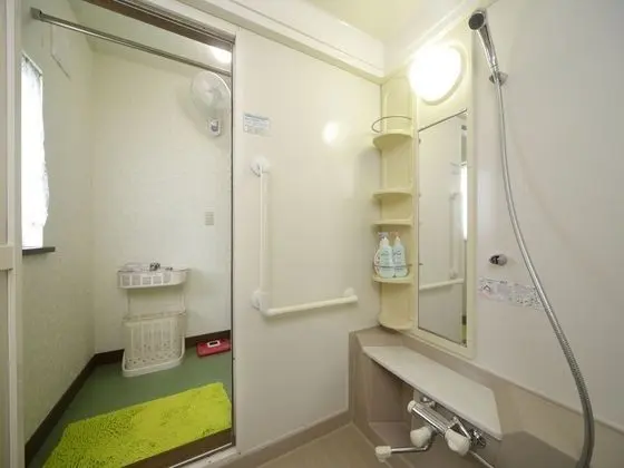 Üç Kişilik Oda, Ortak Banyo (A)