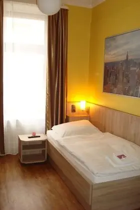 Tek Kişilik Oda