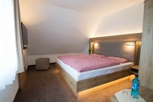 Comfort Tek Büyük Yataklı Oda