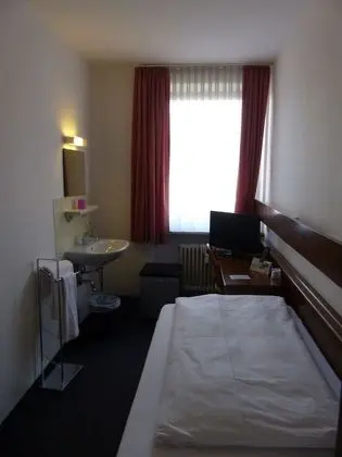 Economy Tek Kişilik Oda, Ortak Banyo