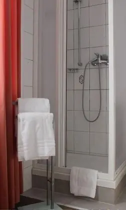 Tek Kişilik Oda, Özel Banyo