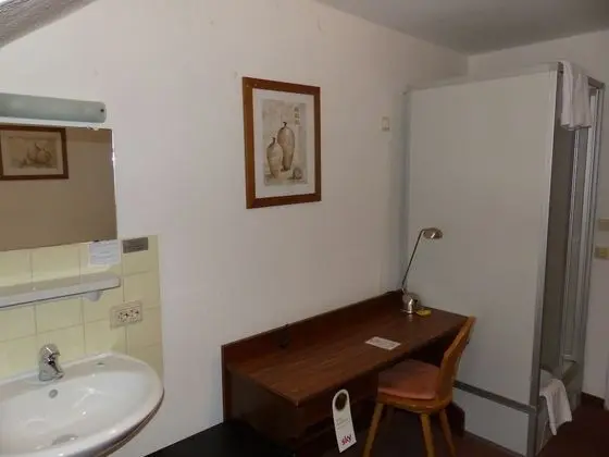 Tek Kişilik Oda, Özel Banyo (Economy Plus)