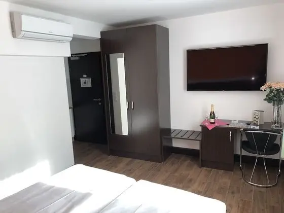 Tek Büyük Yataklı Oda