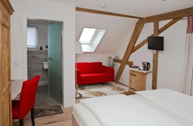 Comfort Tek Büyük Yataklı Oda