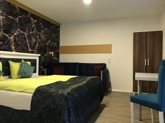 Economy Tek Büyük Yataklı Oda