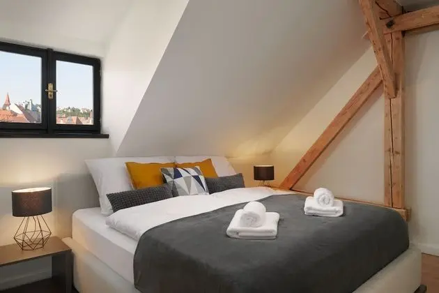 Deluxe Tek Büyük Yataklı Oda