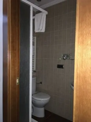 Üç Kişilik Oda, 3 Tek Kişilik Yatak