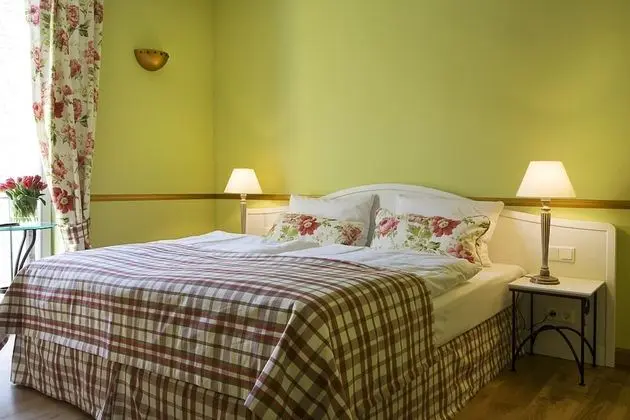 Comfort Tek Büyük veya İki Ayrı Yataklı Oda