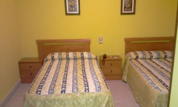 Tek Kişilik Oda, Ortak Banyo