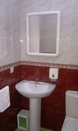 Tek Kişilik Oda, Ortak Banyo