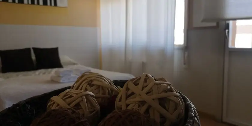 Standard Tek Büyük veya İki Ayrı Yataklı Oda, Ortak Banyo