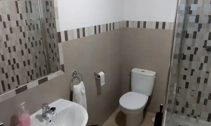 Dört Kişilik Oda, Özel Banyo