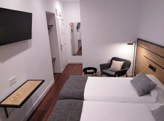 Deluxe Tek Büyük veya İki Ayrı Yataklı Oda, Balkon