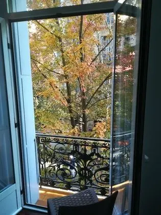 İki Ayrı Yataklı Oda, Balkon