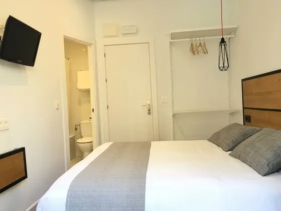 Standard Tek Büyük Yataklı Oda