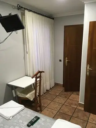 Basic Tek Büyük Yataklı Oda