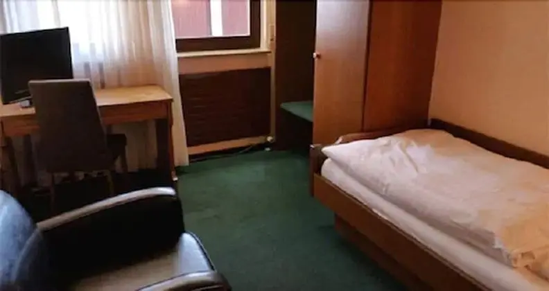 Tek Kişilik Oda (with Shower)