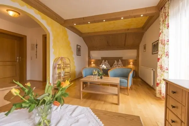Comfort Dört Kişilik Oda, 1 Çift Kişilik Yatak, Balkon, Dağ Manzaralı