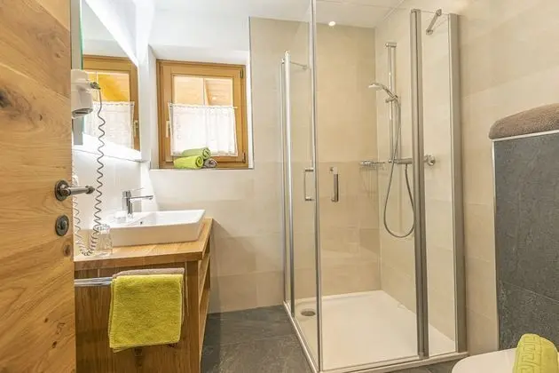 Comfort Dört Kişilik Oda, 1 Çift Kişilik Yatak, Balkon, Dağ Manzaralı