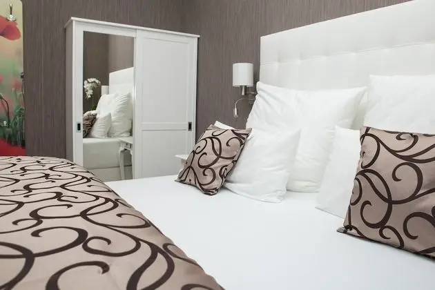 Tek Büyük Yataklı Oda