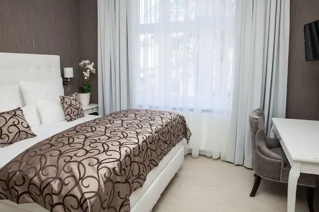 Tek Büyük Yataklı Oda