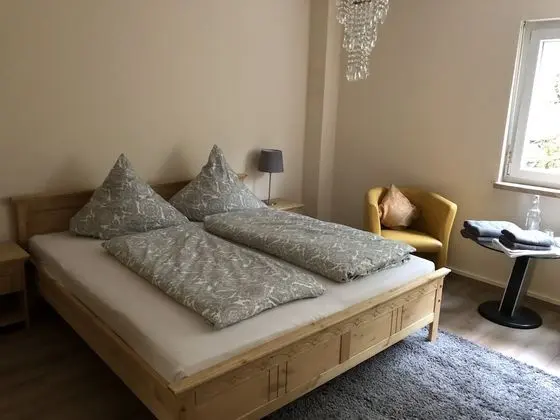 Comfort Tek Büyük Yataklı Oda