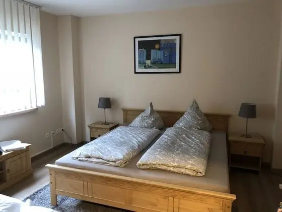 Standard Tek Büyük Yataklı Oda