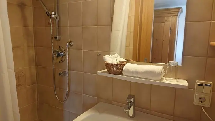 Standard Tek Kişilik Oda, Banyolu/Duşlu (Einzelzimmer Nr. 1)