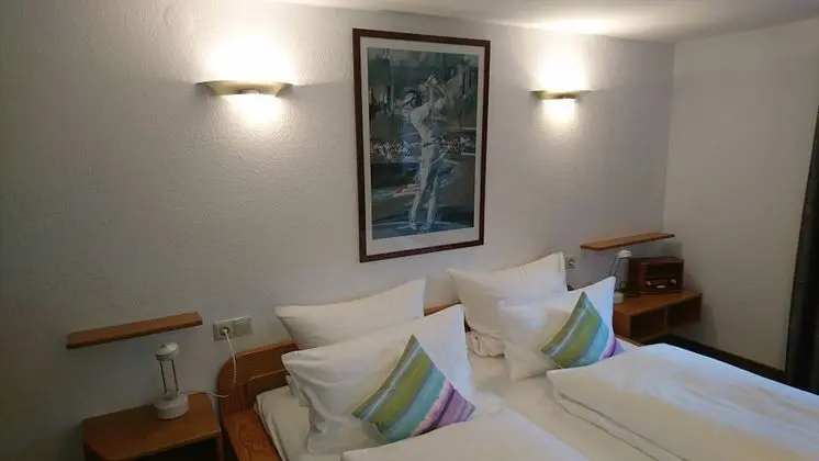 Superior Tek Büyük Yataklı Oda, Banyolu/Duşlu, Avlu Manzaralı (Doppelzimmer  Nr.2)