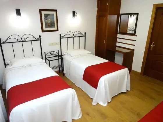 İki Ayrı Yataklı Oda, Şehir Manzaralı