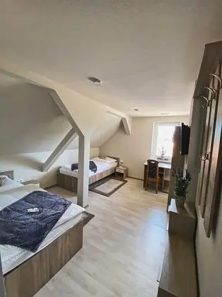 Comfort Tek Büyük veya İki Ayrı Yataklı Oda