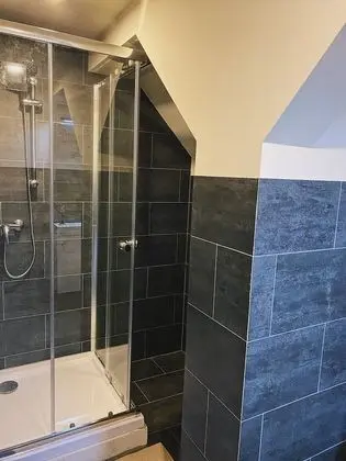 Comfort Tek Büyük veya İki Ayrı Yataklı Oda