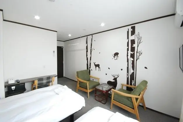 Basic İki Ayrı Yataklı Oda, Sigara İçilmez, Buzdolabı (2 Single Beds Or 1 King Bed)