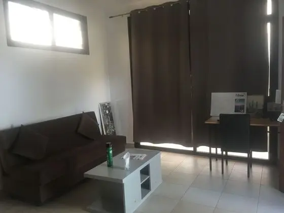 Basic Tek Büyük Yataklı Oda
