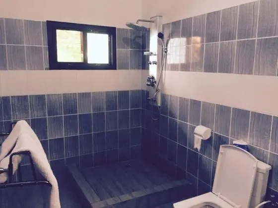 Deluxe Tek Büyük Yataklı Oda, Kısmi Deniz Manzarası