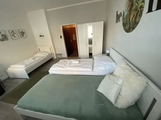 Üç Kişilik Oda, Banyolu/Duşlu (Nr. 3)