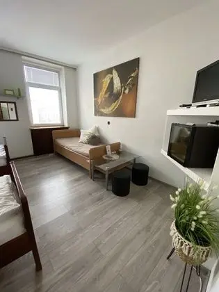 Üç Kişilik Oda, Banyolu/Duşlu (Nr. 3)