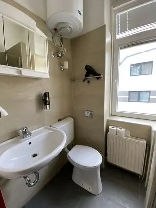 Üç Kişilik Oda, Banyolu/Duşlu (Nr. 3)